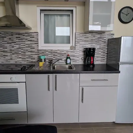 Above The Sea Skála Marión