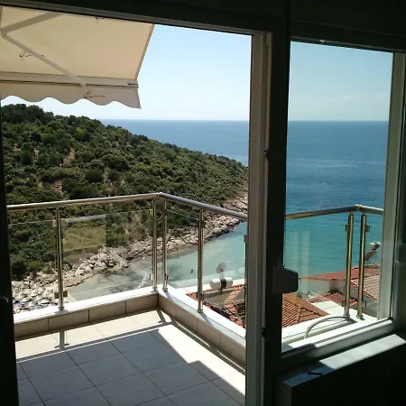 Above The Sea 아파트 Skála Marión