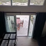 Apartament Above The Sea *