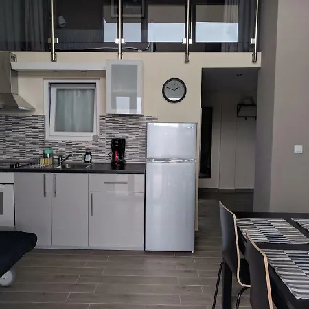 Above The Sea Skála Marión