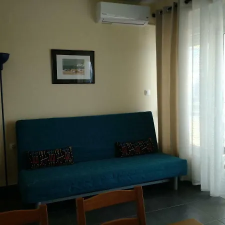 Above The Sea * Skála Marión