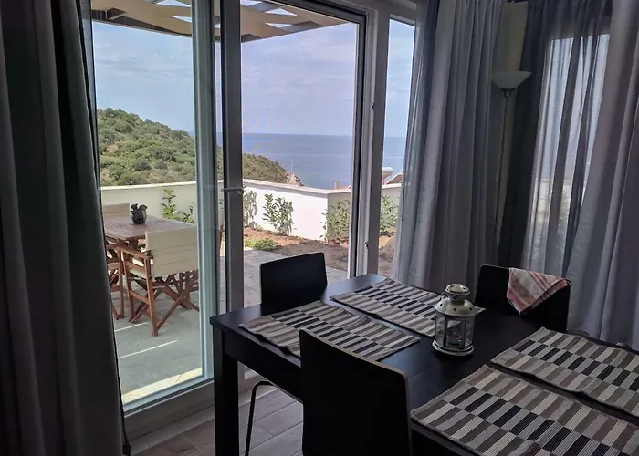 Apartament Above The Sea