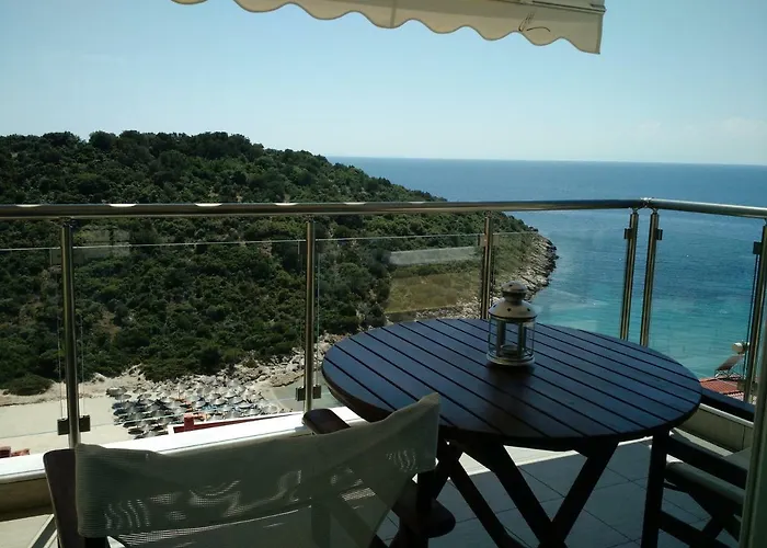 Апартаменты Above The Sea *