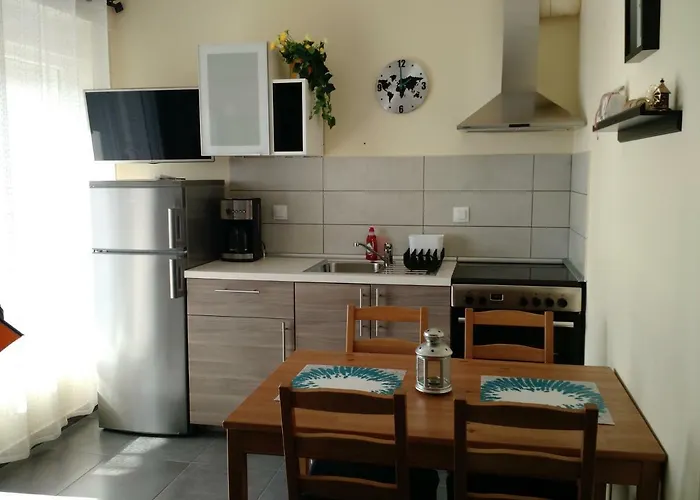 Апартаменты Above The Sea Скала-Марион