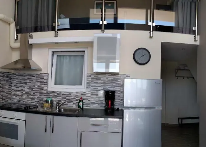 Apartament Above The Sea